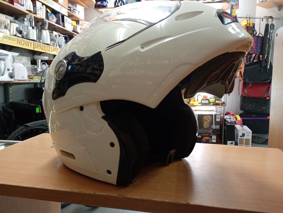 Kask motocyklowy z przyłbicą szczęką Caberg Komis Madej Tarnów