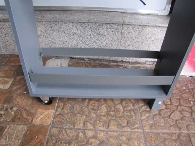 Kesper Regał wnękowy na kółkach, szary wyciągana półka na akcesoria