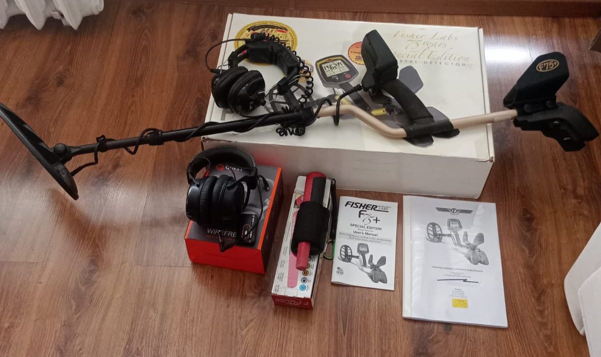 Wykrywacz metali Fisher F75+