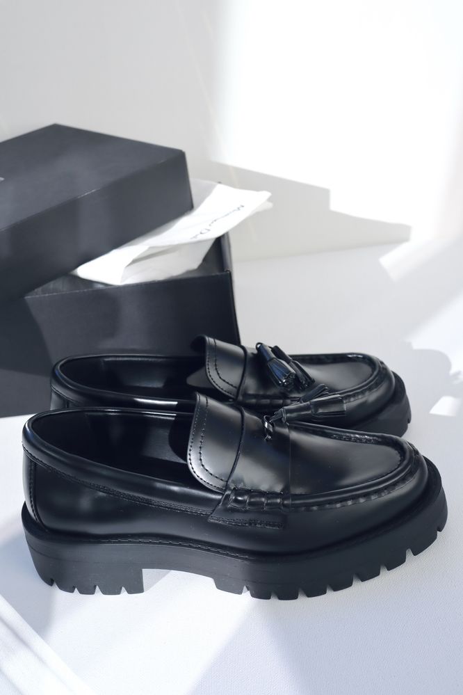 Massimo Dutti Nowe mokasyny