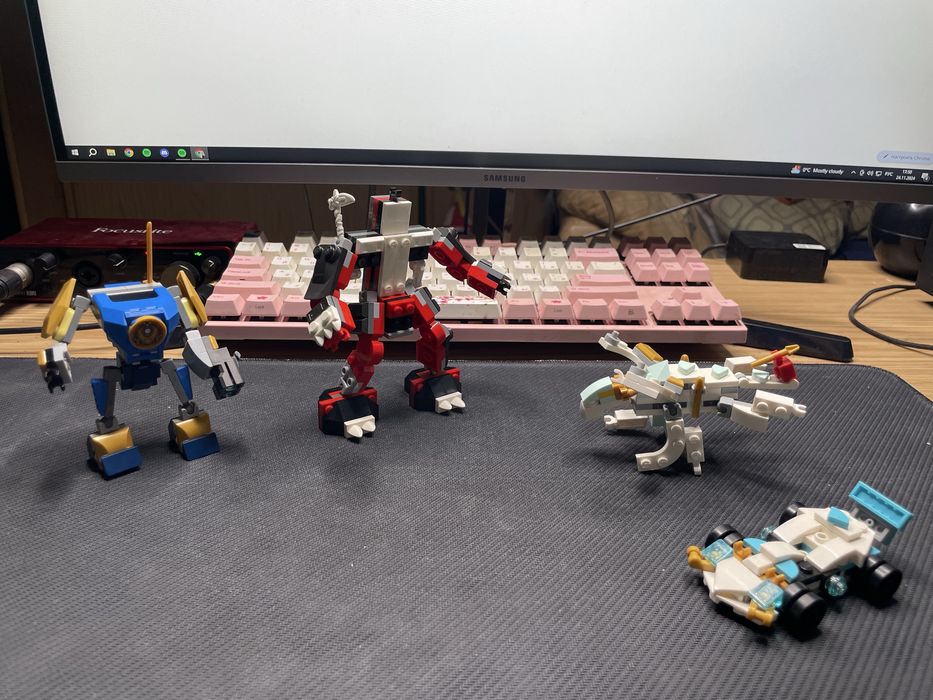 Продам оригинальные наборы лего Ninjago