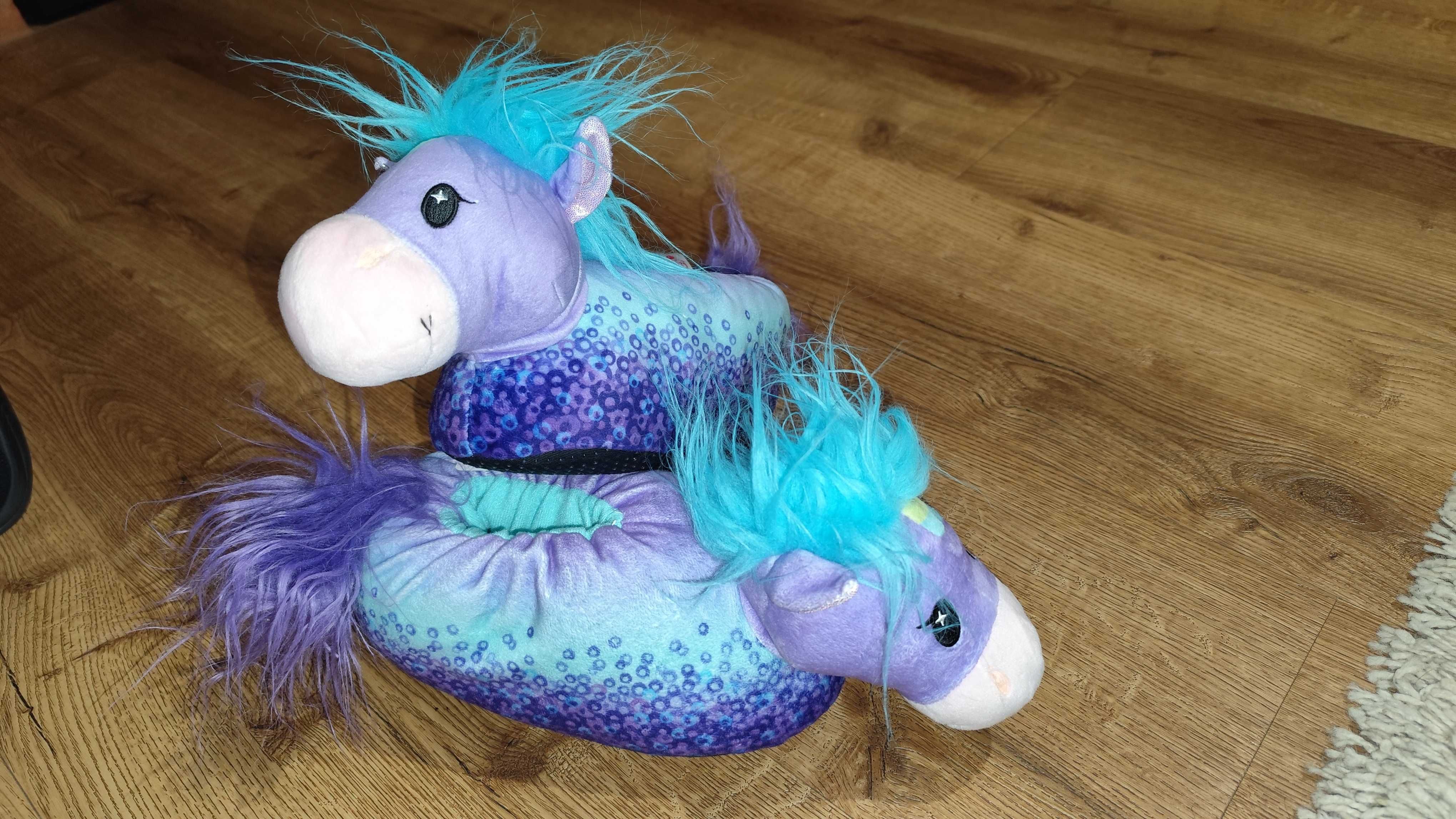 NICI Pluszowe buty Kapcie Starjumper Pony rozmiar 34-37 nowe na prezen