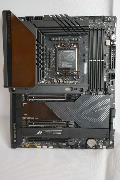Материнская плата ASUS ROG MAXIMUS Z790 HERO Intel i5/i7/i9