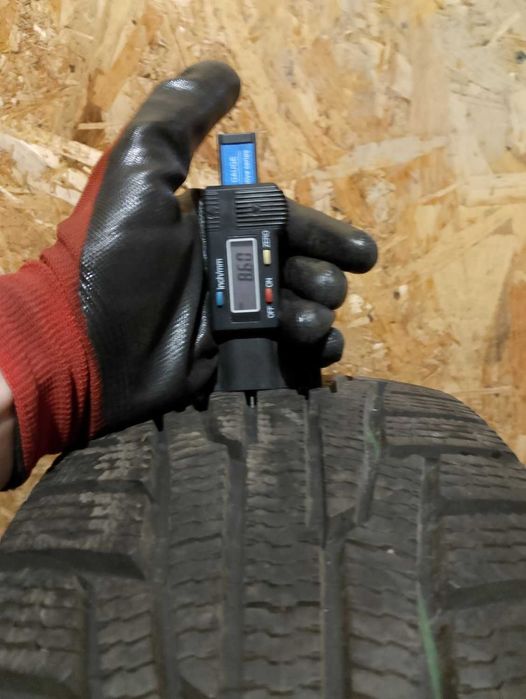 Комплект Nokian Nordman RS2 185/60 R15 88R XL Б/У 8 мм