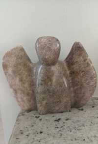 Figurka anioła / anioł kamienny / aniołek z kamienia