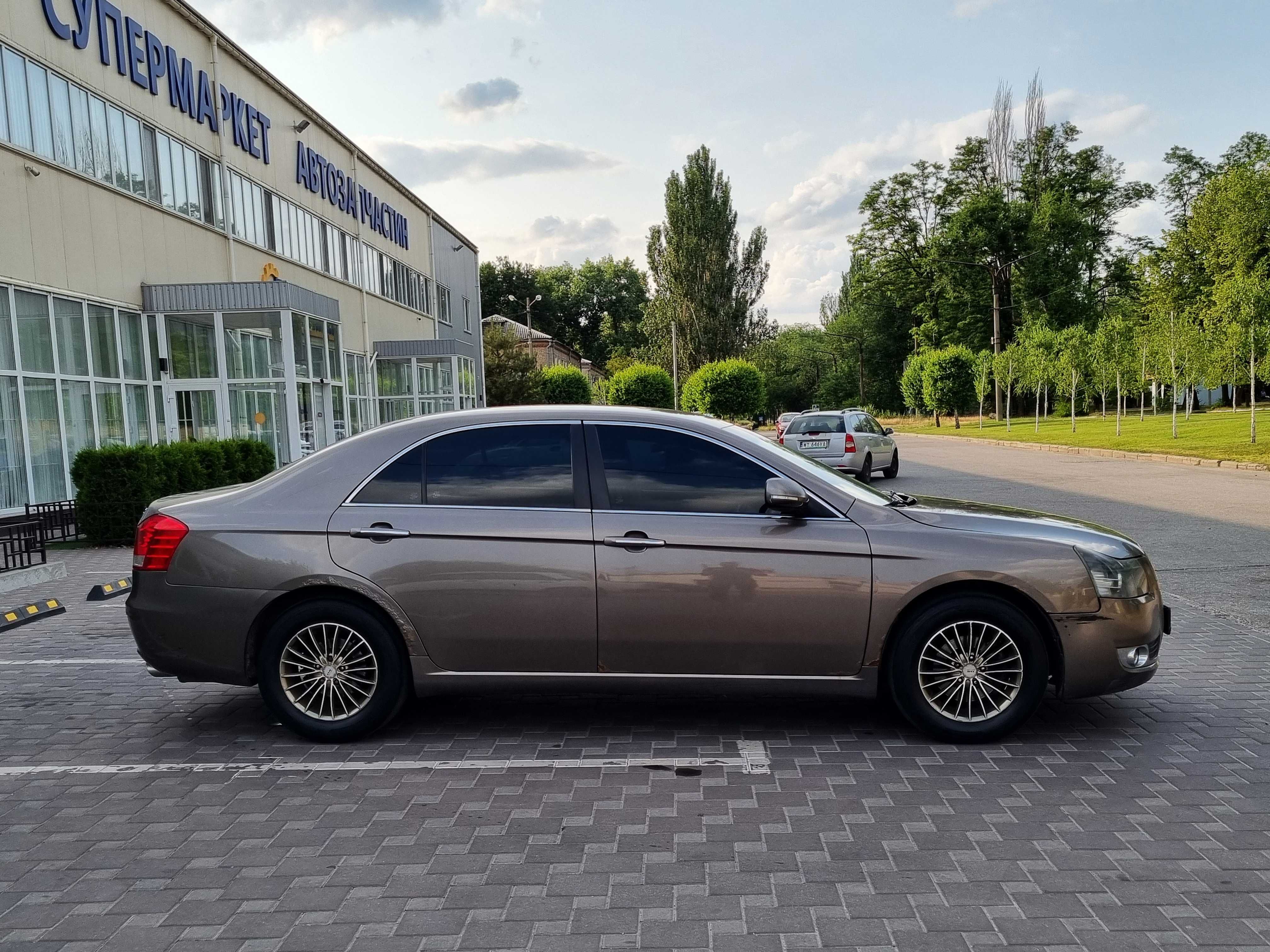 Geely Emgrand 8 (EC8) 2013 рік 2.4 АТ