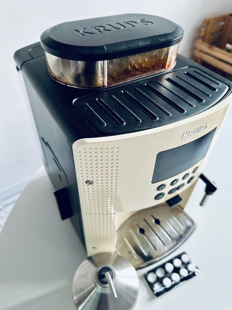 Ekspres automatyczny Krups EA8161
