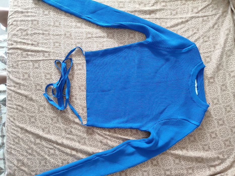 Продам кофтинку нова