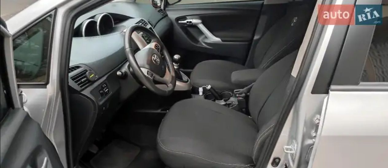 Продам Toyota Verso