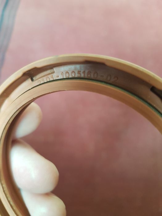 Сальник колінвалу ВАЗ