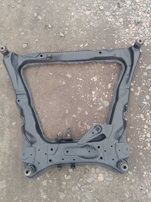 Продам подрамник передний nissan qashqai j10 07-14