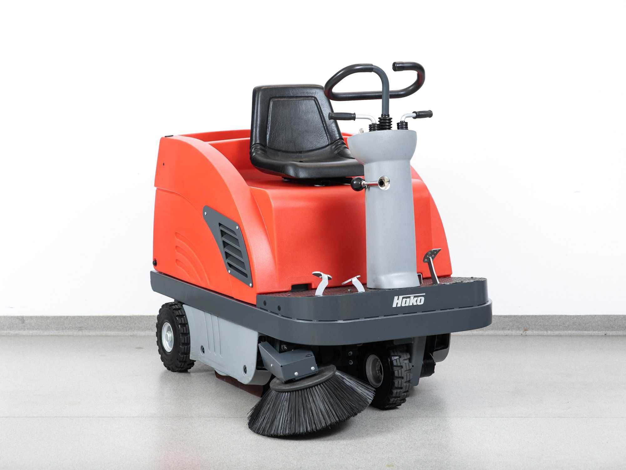 ZAMIATARKA HAKO JONAS 900 V 2009r Briggs&Stratton 101mth 22000nett