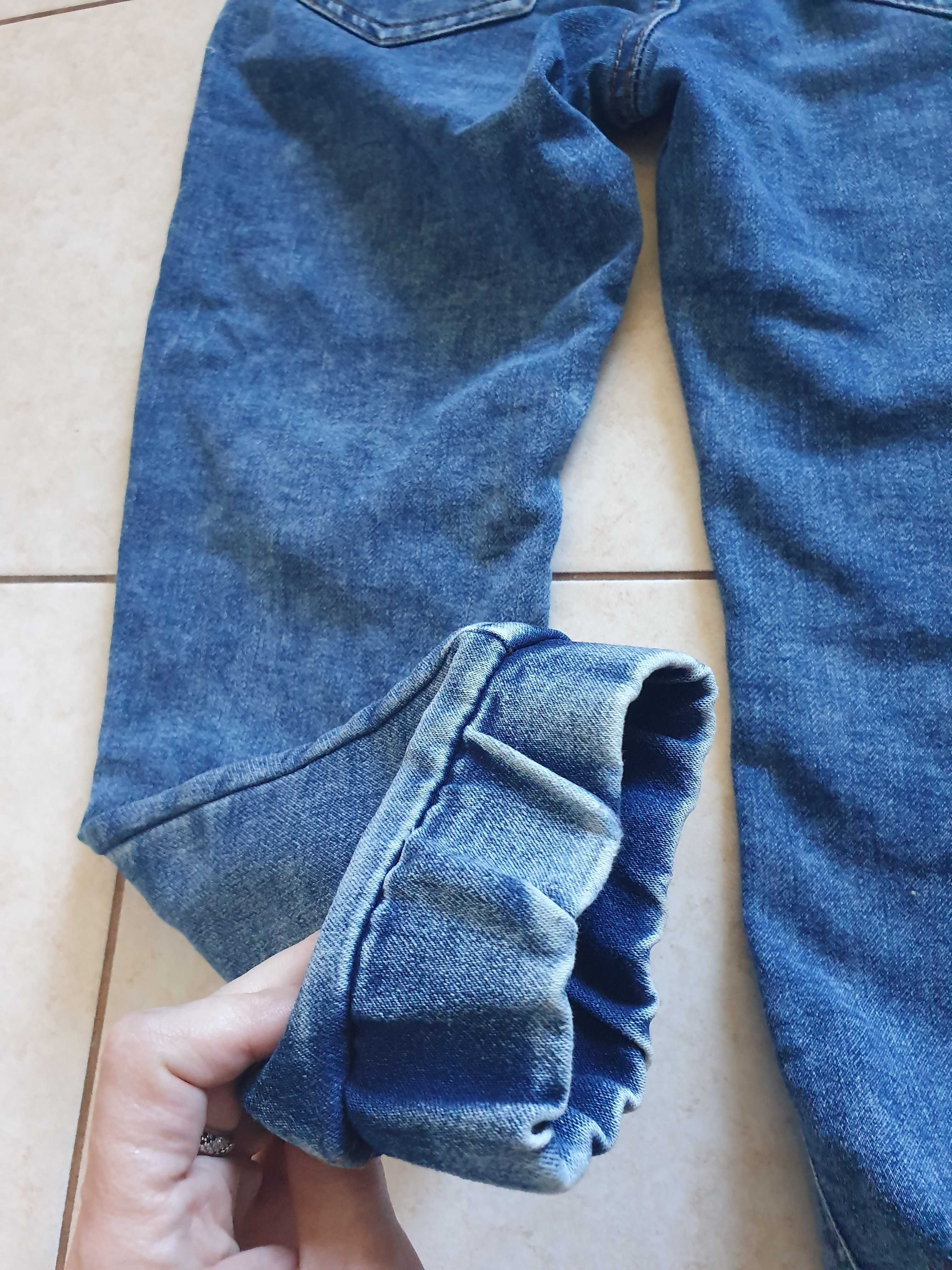 Spodnie miękki jeans rozm. 140  stan idealny