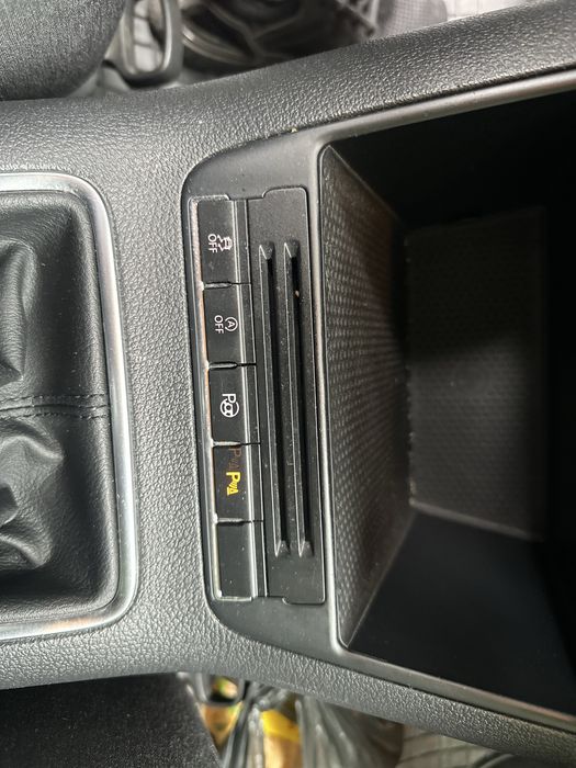 Volkswagen Tiguan 2015 року, 2.0 TDI (140 к.с.), офіційний не фарбован