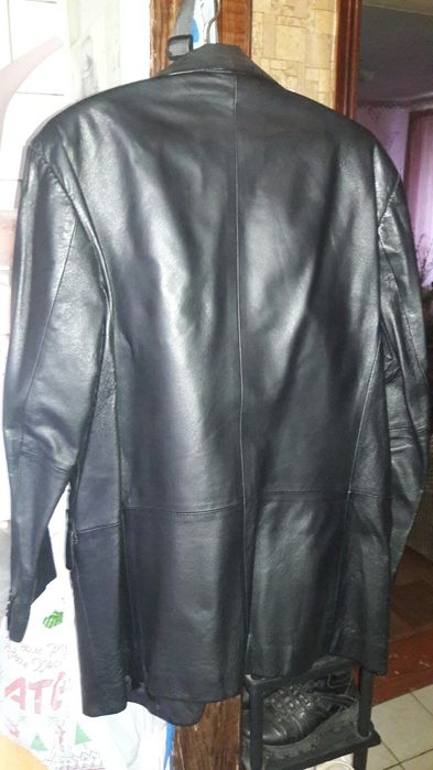 Кожаный мужской пиджак.