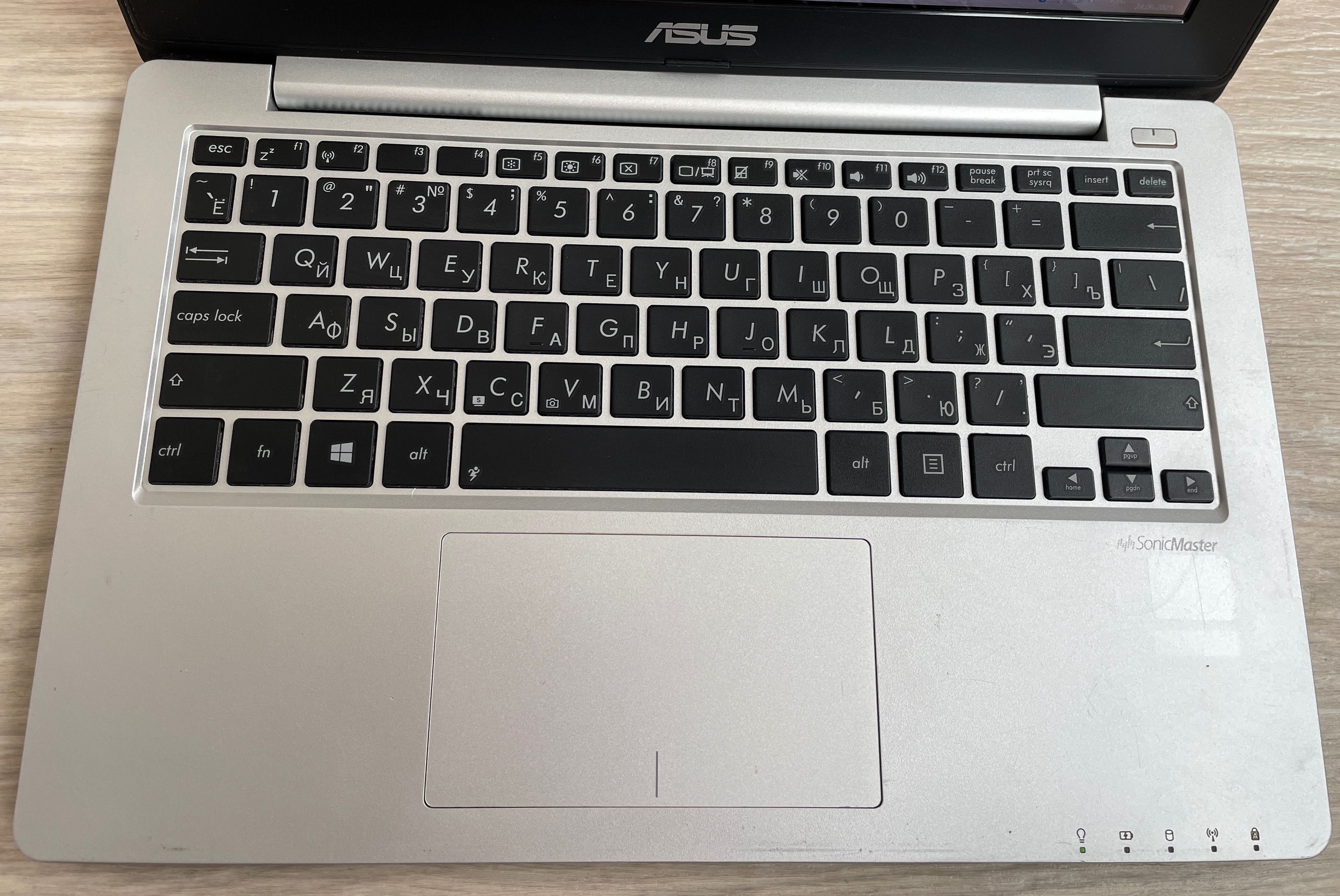 Нетбук ASUS X201E (X201E-KX041D)