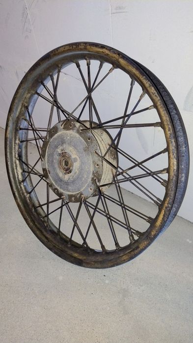 WSK motor Komplet dwa koła przód i tył z zębatką napędową do WSK