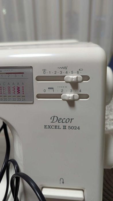 Швейна машина Janome Decor Excel 5024