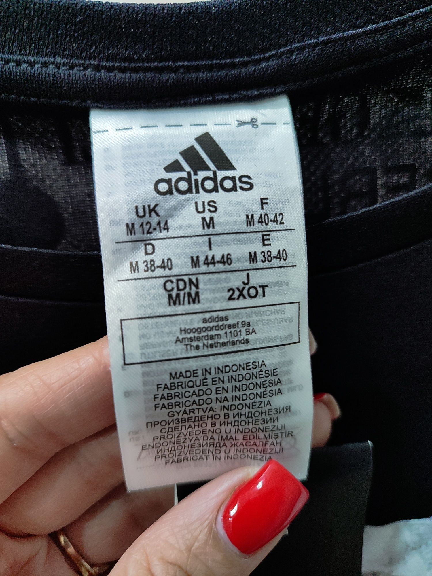 Нова футболка Adidas розмір М 44-46