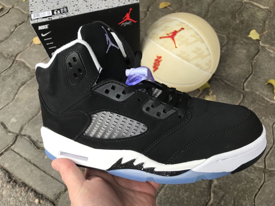 Jordan 5 Retro Moonlight в наявності 41-45 Джордан ретро
