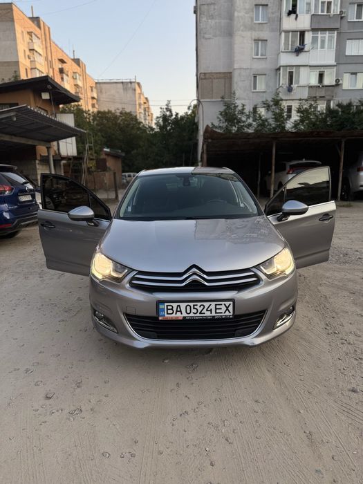Автомобіль Citroen c4 2017 хетчбек/євро 6 автомат