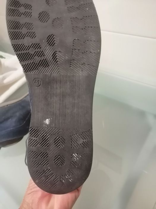 Botas azuis pele, como novas.