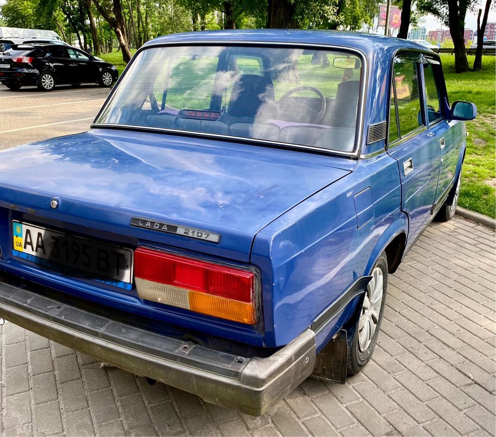 Продам ВАЗ 2107  инжектор 2006г