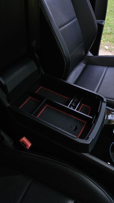 Продам авто VW Atlas 22