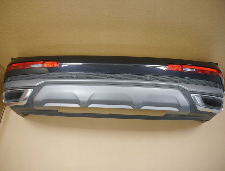 AUDI Q7 4M Бампер задній S-Line