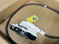 замок розсувної двері mercedes sprinter w907-910 2018-2025