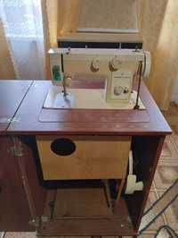 Швейна машинка Чайка 142М