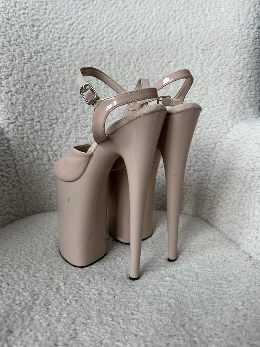 Стріпи Pleaser 37 четвірки