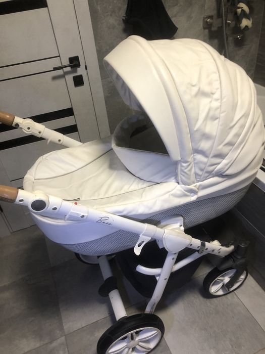 Дитяча коляска 3 в 1 Roan Bass