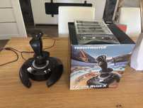 Joystick Thrustmaster T.Flight Stick X