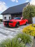 Dodge Challenger Dodge Challenger hellcat