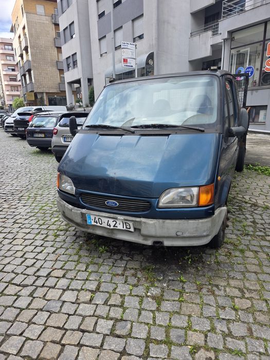 Ford transit caixa aberta 2.5