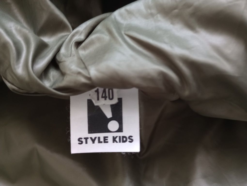 Kurtka cienka przejściowa r. 140 Style Kids