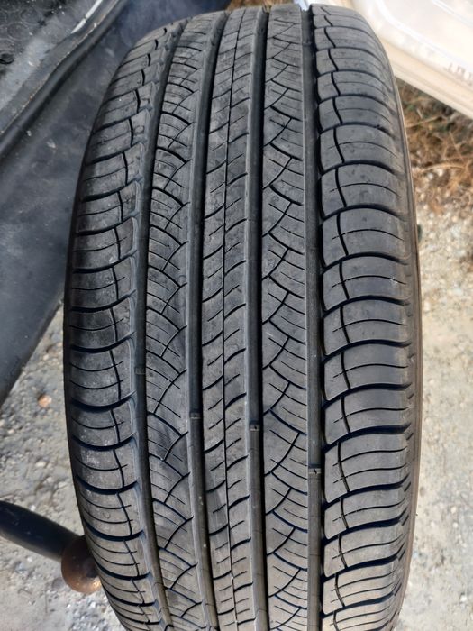 4 pneus Michelin Latitude 235/60/18