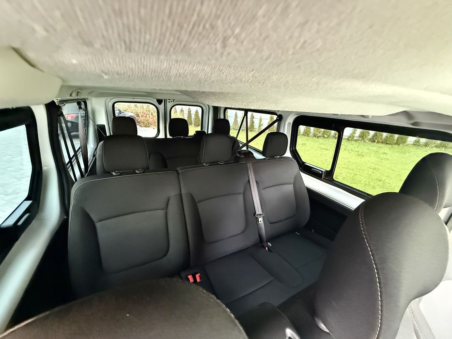 Renault Trafic 9-місць ПАСАЖИР