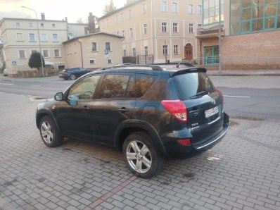 Sprzedam Toyota RAV4 lub zamienię na tańszy z dopłatą