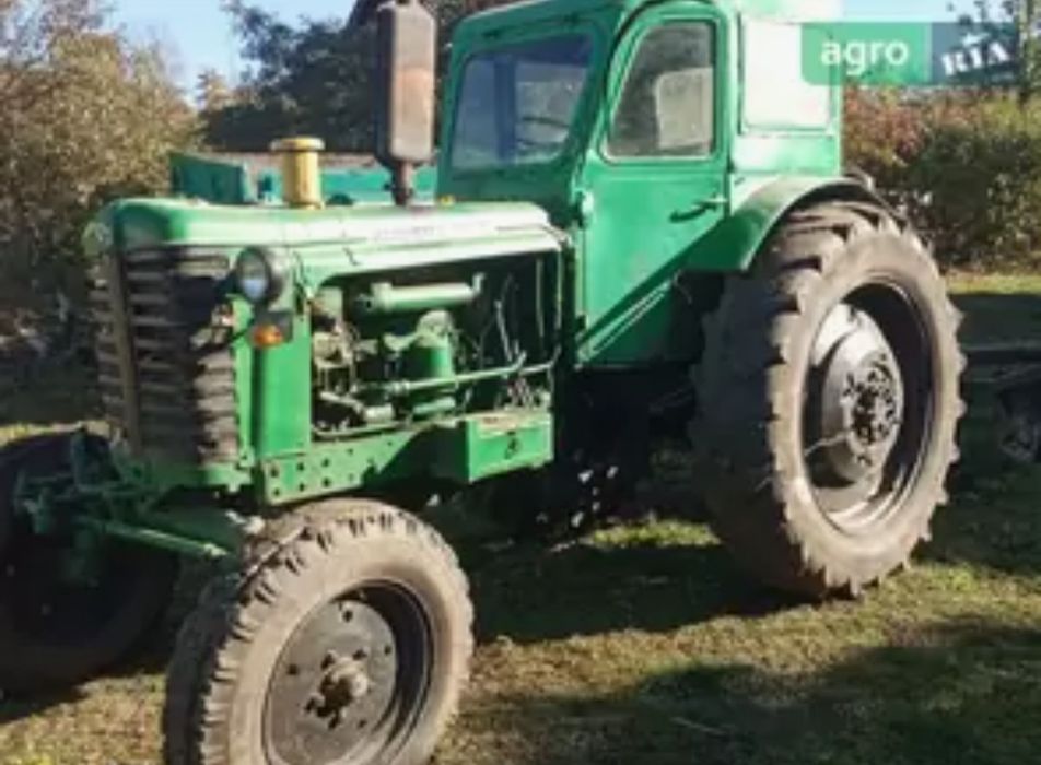 Продаю тоактор на ходу, так як маю виїхати за кордон