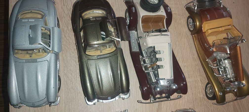 Model  mercedes 1:18 odsprzedam