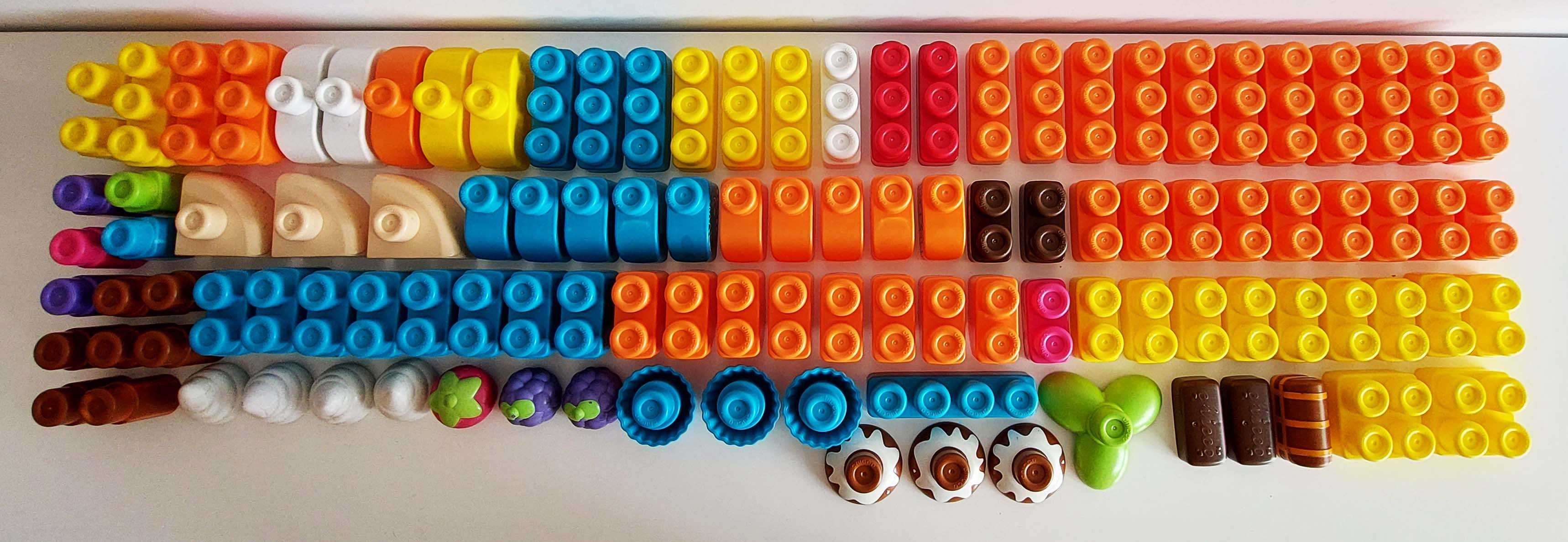 Conjunto de Legos blocos de construção da Chicco com 115 peças