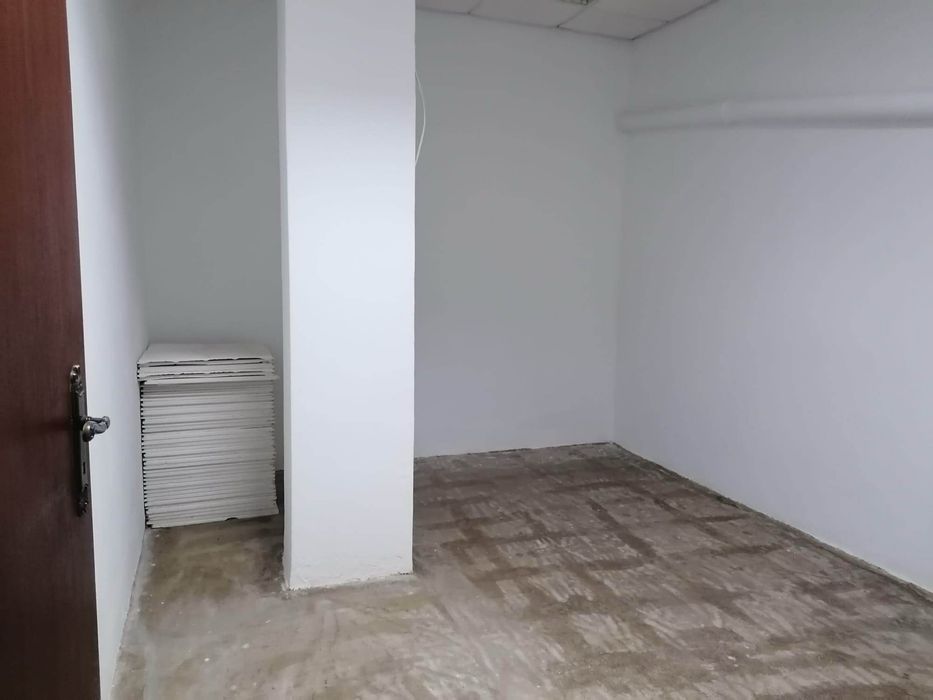 Alugo Garagem em Santo Onofre-Elvas