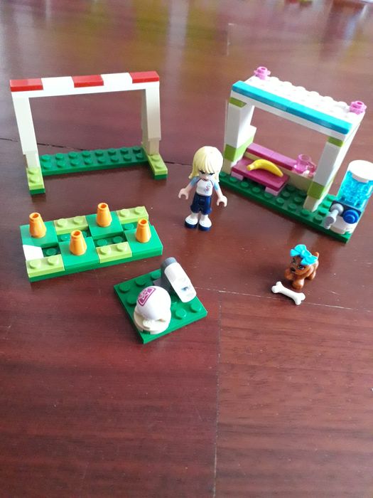 Lego Friends Treino de Futebol da Stephanie (41011) - Como novo