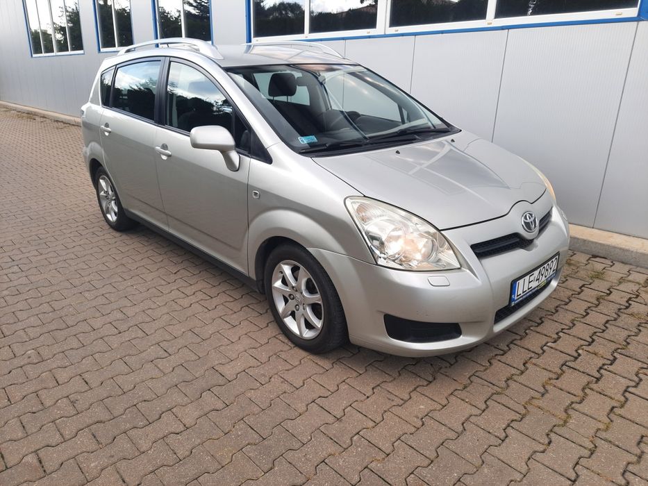 Ładny stan 2.2 diesel klimatyzacja ważne opłaty