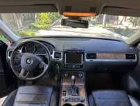 VW Touareg максимальна комплектація, ідеальний стан