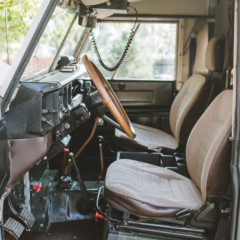 Land Rover Seria 3, Series 3, Defender