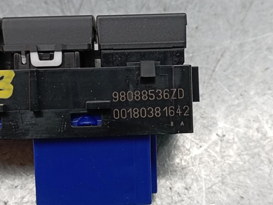 Comando / botão / interruptor multifunções CITROËN Jumpy III