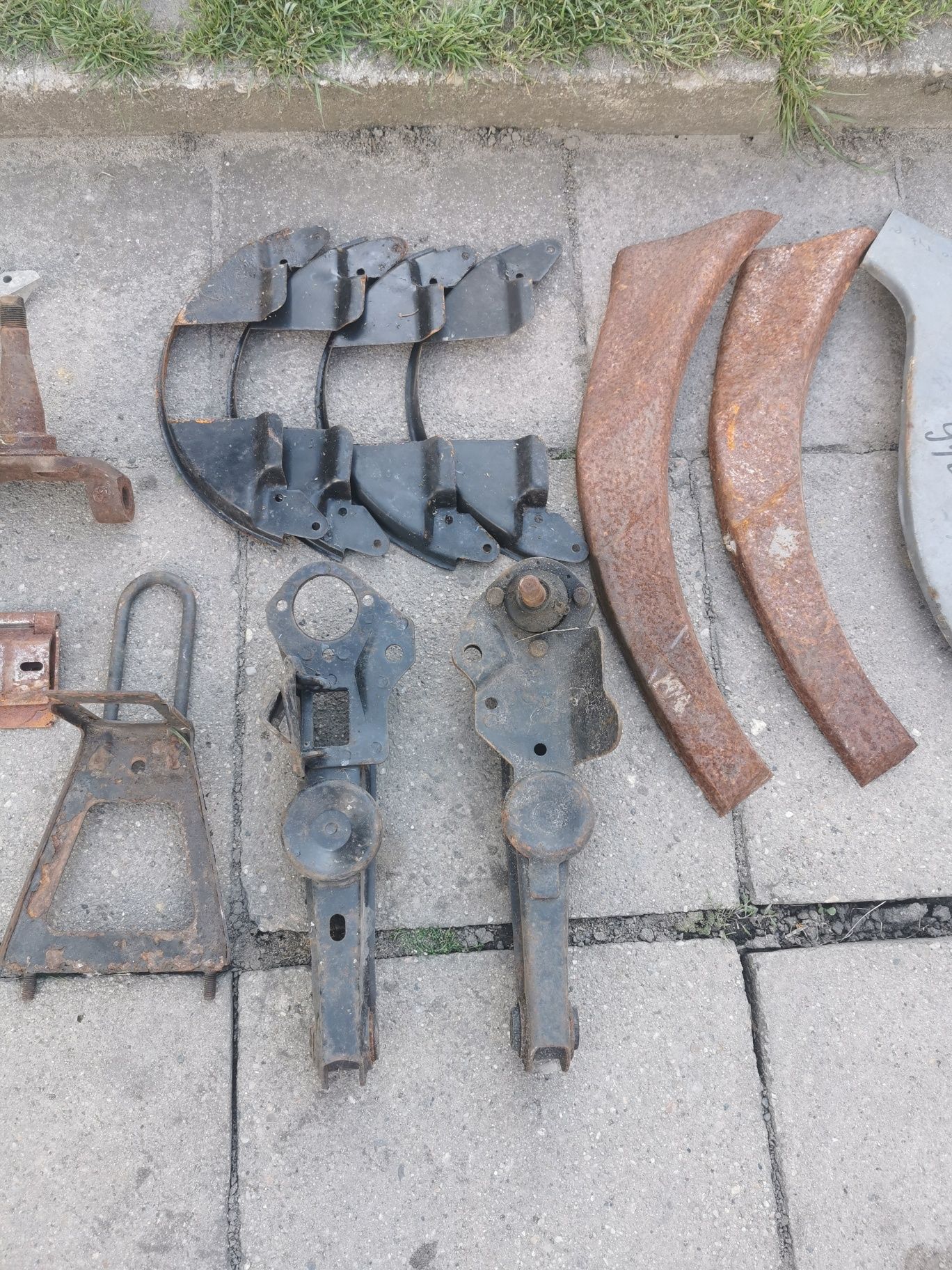 Wahacze Zawieszenie części Fiat 125P Polonez